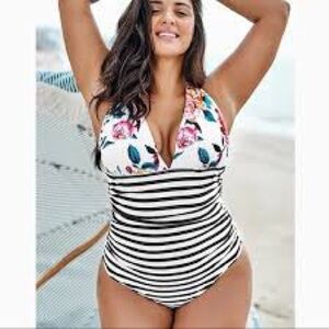 Cupshe Floral and Striped Swimsuit, Size 0X - NEW!